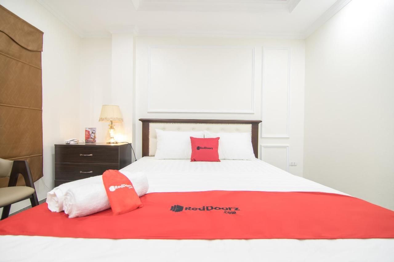 Reddoorz Near Pho Co Ha Noi Bed & Breakfast Hanoi Bagian luar foto