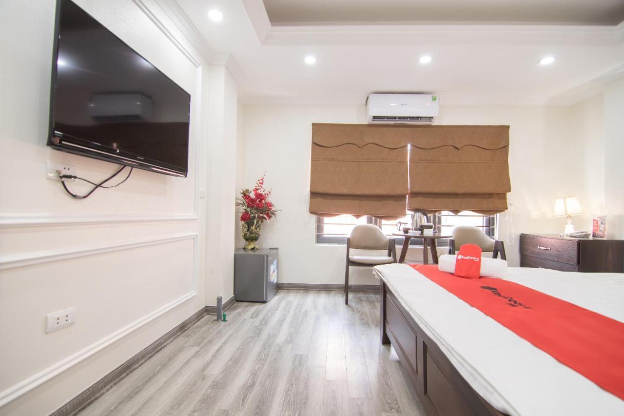 Reddoorz Near Pho Co Ha Noi Bed & Breakfast Hanoi Bagian luar foto